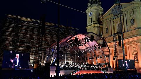 Klassik am Odeonsplatz im Juli 2025 mit dem BR-Symphonieorchester unter Franz Welser-Möst.