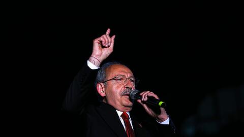 Oppositionsführer Kemal Kilicdaroglu appelliert an seine Unterstützer, die Wahlurnen nicht aus den Augen zu lassen.