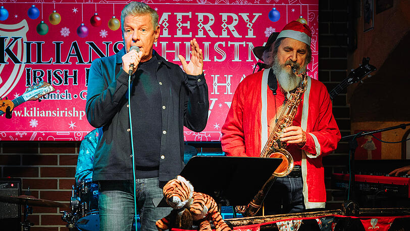 "I mog München in der Weihnachtszeit", singt OB Dieter Reiter – für einen guten Zweck "I mog München in der Weihnachtszeit", singt OB Dieter Reiter – für einen guten Zweck