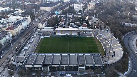 Umbau im Spielbetrieb? F&uuml;r die Sechzger und ihre Fans w&auml;re es die K&ouml;nigsl&ouml;sung f&uuml;r die erhoffte Modernisierung.