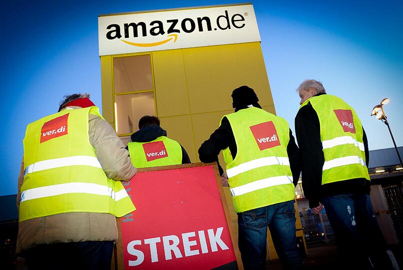 Amazon Standort in Bad Hersfeld: Nach Verdi-Angaben nahmen 300 Angestellte am Ausstand teil.