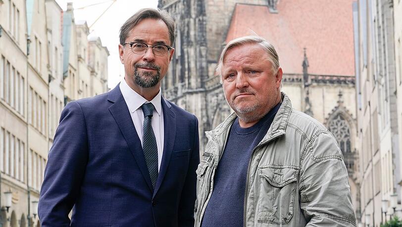 Wer Jan Josef Liefers (l.) und Axel Prahl als Boerne und Thiel im M&uuml;nsteraner "Tatort" ermitteln sehen will, muss k&uuml;nftig nicht mehr bis Sonntag warten.
