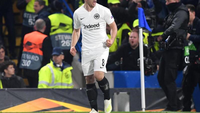 Eintracht-Stürmer Luka Jovic hat noch nicht über seine Zukunft entschieden. Eintracht-Stürmer Luka Jovic hat noch nicht über seine Zukunft entschieden.