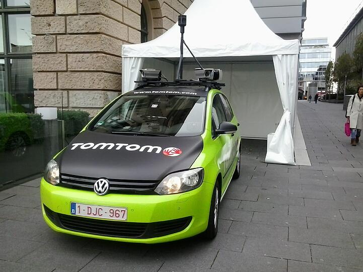 Vollgestopft mit Technik: Der Navi-Golf von TomTom.