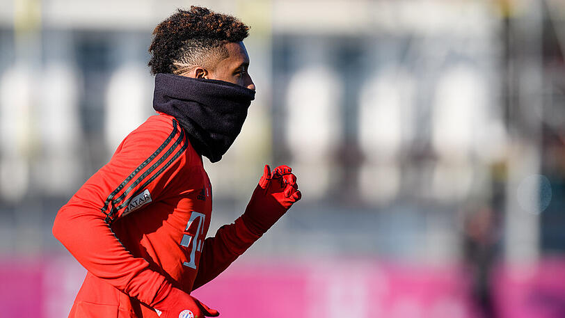 Einen Tag vor Heiligabend baute Bayern-Star Kingsley Coman einen Unfall auf der A95.