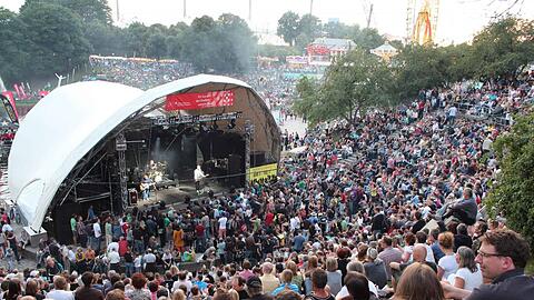 Ein Sommerabend im Theatron ist für gut 2000 Zuschauer auf den Stufen immer ein ganz besonderes Erlebnis