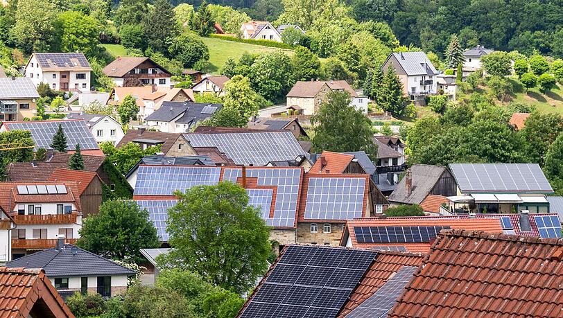 Der Solarausbau ist im Plan - noch. (Archivbild)