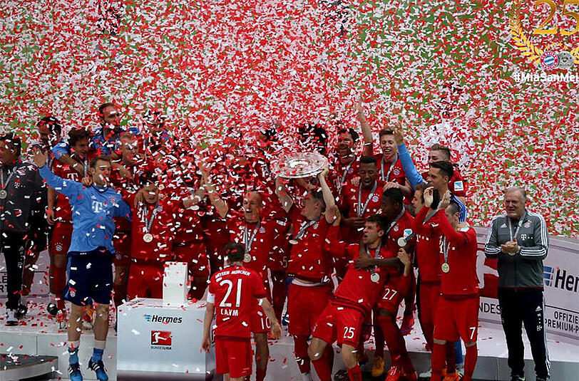 Die besten Bilder der Bayern-Meisterparty in der Allianz Arena.