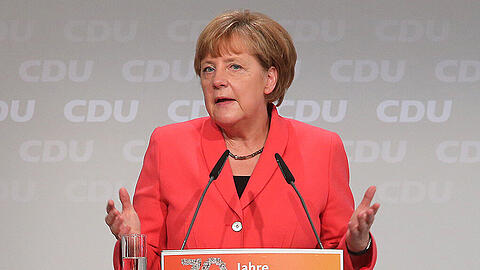 Bundeskanzlerin Angela Merkel spricht in Berlin beim Festakt zum 70-jährigen Bestehen der CDU.