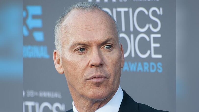 Michael Keaton bei einer Preisverleihung.