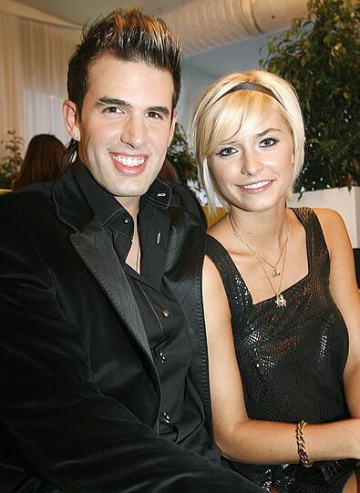 Kurz nach ihrem Sieg bei GNTM kam Lena Gercke mit US5-Sänger Jay Khan zusammen. 2009 trennten sich die beiden.