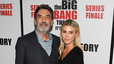 Chuck und Arielle Lorre sind seit 2018 verheiratet.