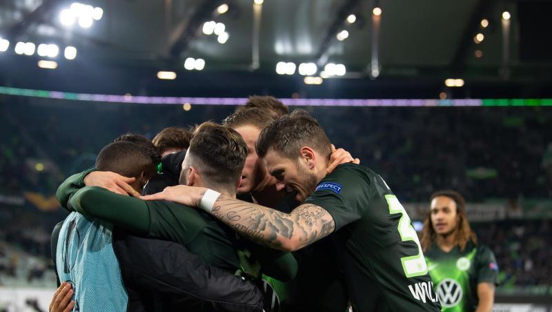 Der VfL Wolfsburg siegte daheim knapp gegen St. Etienne. Der VfL Wolfsburg siegte daheim knapp gegen St. Etienne.