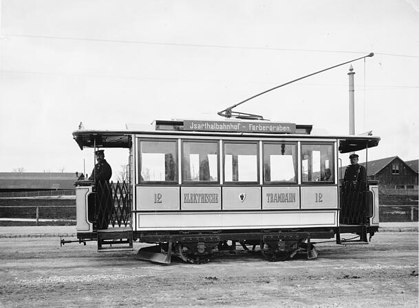 Die Baureihe Z war die erste Generation elektrischer Trambahnen. Ab 1895 gingen sie in Betrieb. Die Baureihe Z war die erste Generation elektrischer Trambahnen. Ab 1895 gingen sie in Betrieb.