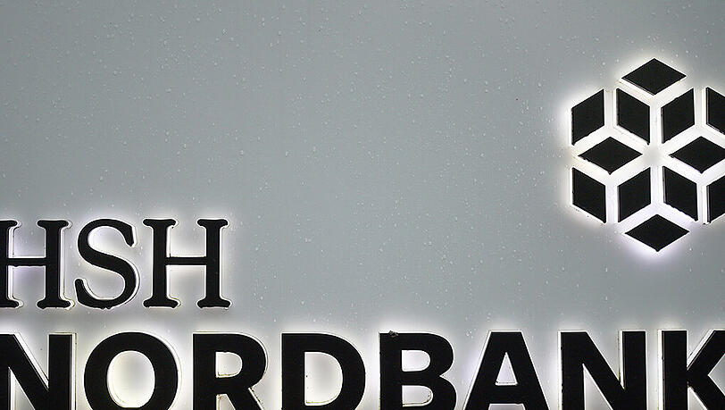 Laut SZ, NDR und WDR hat die frühere Luxemburger Filiale der HSH Nordbank Kunden aus Deutschland mit Briefkastenfirmen aus Panama versorgt. Laut SZ, NDR und WDR hat die frühere Luxemburger Filiale der HSH Nordbank Kunden aus Deutschland mit Briefkastenfirmen aus Panama versorgt.