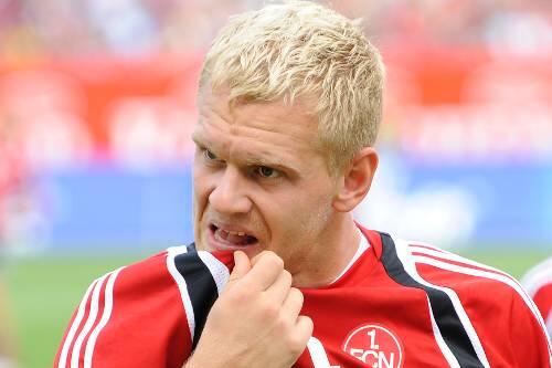 Kaum von seiner Meniskusverletzung genesen, streiken die Adduktoren: Andy Wolfs Einsatz gegen Hannover gefährdet?