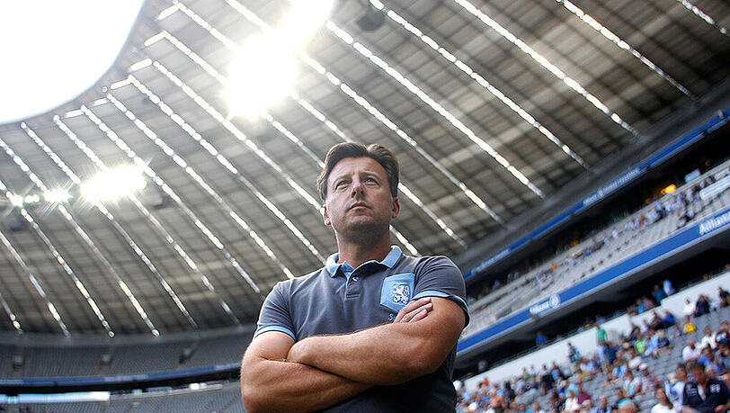 Trifft mit seinen Löwen in der ersten Pokalrunde auf den KSC: 1860-Trainer Kosta Runjaic. Trifft mit seinen Löwen in der ersten Pokalrunde auf den KSC: 1860-Trainer Kosta Runjaic.