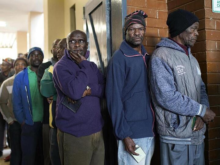 Südafrika wählt die 400 Abgeordneten des Parlaments sowie Provinzvertretungen.