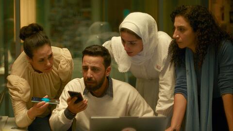 Motaz Malhees, Saja Kilani and Clara Khoury in dem Film „The Voice of Hind Rajab“ von Kaouther Ben Hania.
