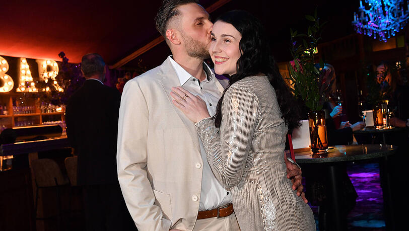 Anita Eichhorn ist gl&uuml;cklich an ihren Alex vergeben.