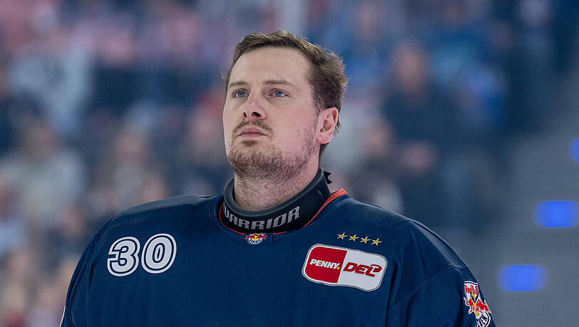 Verr&uuml;ckt und extrovertiert? Nein, Antoine Bibeau ist beim EHC Red Bull M&uuml;nchen der absolute Ruhepol zwischen den Pfosten.