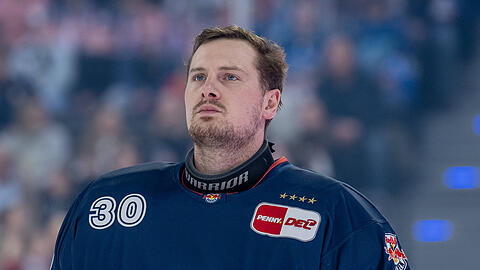 Verr&uuml;ckt und extrovertiert? Nein, Antoine Bibeau ist beim EHC Red Bull M&uuml;nchen der absolute Ruhepol zwischen den Pfosten.