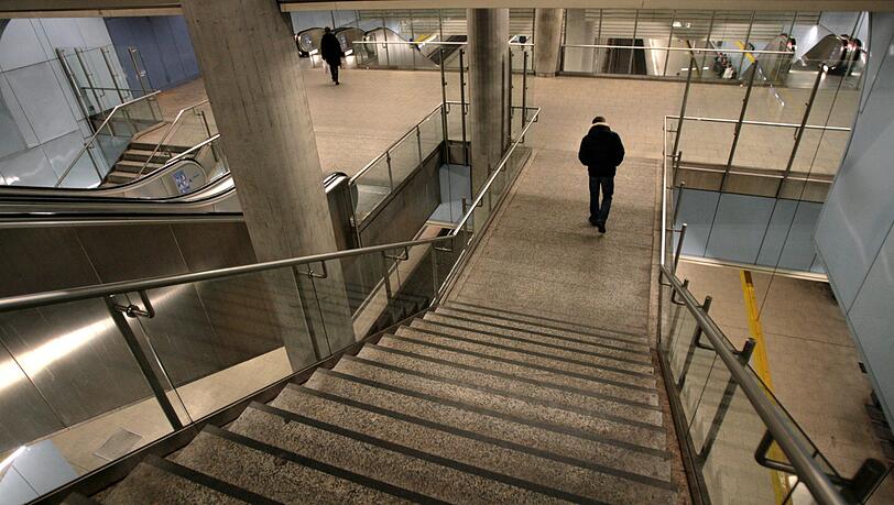 Der Zwischenfall ereignete sich am U-Bahnhof Max-Weber-Platz. (Archivbild) Der Zwischenfall ereignete sich am U-Bahnhof Max-Weber-Platz. (Archivbild)