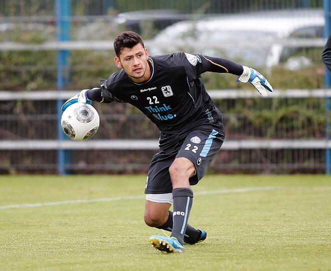 Training an der Grünwalder: Friedhelm Funkel bei der Einheit mit dem TSV 1860. Die Bilder