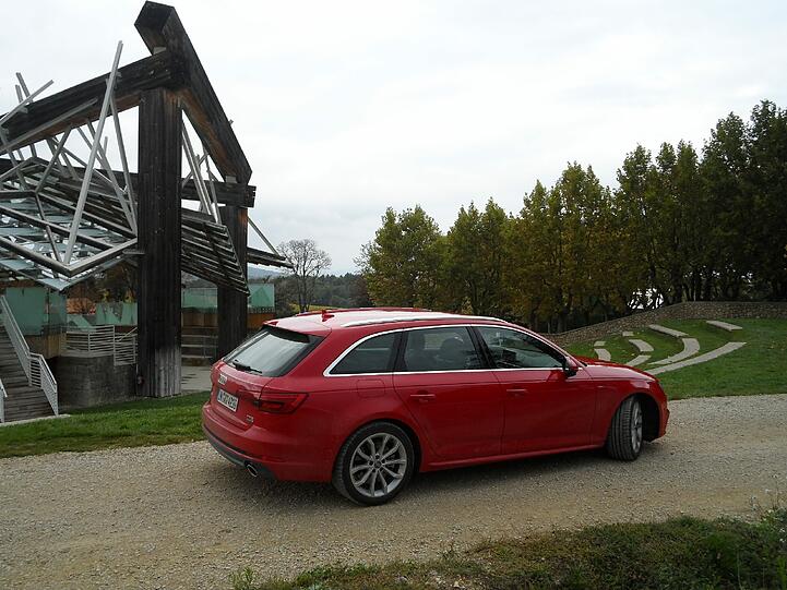 Neue Größe: Der Audi A4 Avant macht aus jeder Perspektive eine gute Figur.