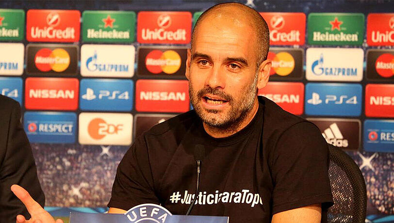 Hatte bei der Pressekonferenz vor dem Rückspiel gegen den FC Porto eine besondere Botschaft: Bayern-Trainer Pep Guardiola. Hatte bei der Pressekonferenz vor dem Rückspiel gegen den FC Porto eine besondere Botschaft: Bayern-Trainer Pep Guardiola.