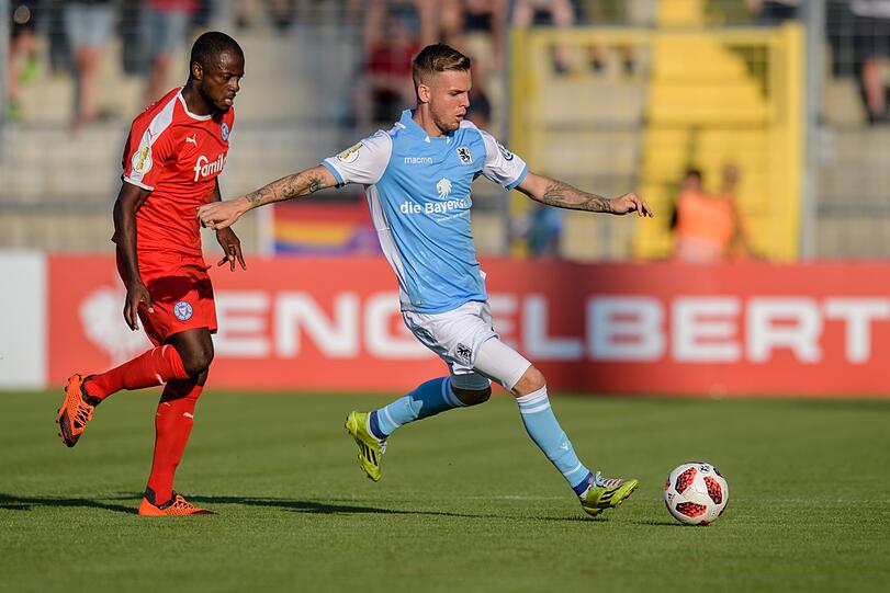 Hat Probleme mit dem Sprunggelenk: Daniel Wein, Mittelfeldspieler des TSV 1860.