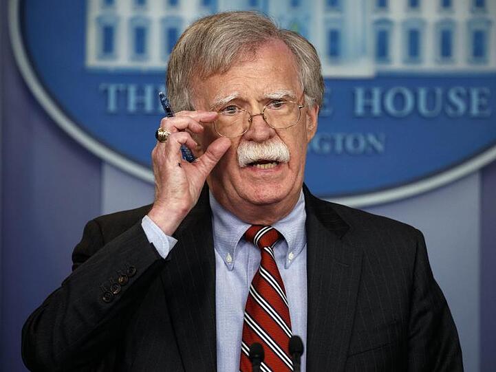 John Bolton, Nationaler Sicherheitsberater der USA, spricht während der täglichen Pressekonferenz im Weißen Haus.