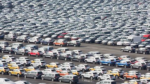 Gall: Die Zölle der USA dürften erhebliche Absatzeinbußen für VW, BWM und Mercedes zur Folge haben. (Archivbild)