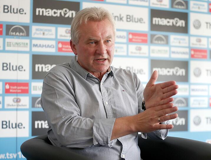 Löwen-Coach Benno Möhlmann