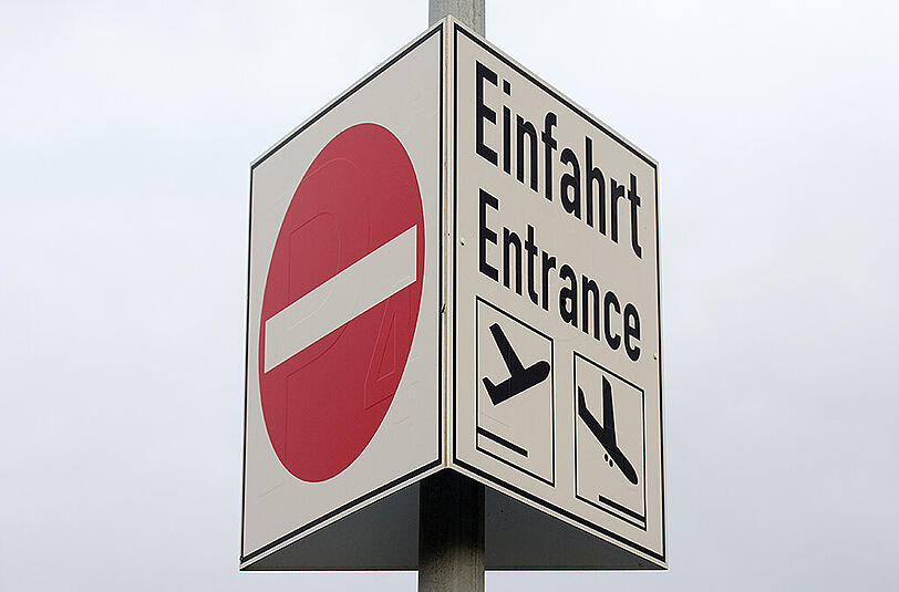 Nach dem Anschlag auf dem Flughafen von Brüssel wird über neue Sicherheitsmaßnahmen diskutiert. Foto: Friso Gentsch