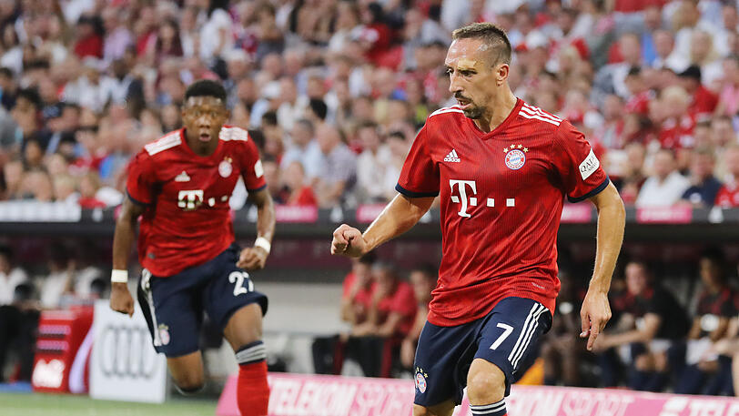 Franck Ribéry - Note 4: Fand nicht richtig ins Spiel. Stolperte über frei im Sechzehner beim Schussversuch über die eigenen Füße (42.). Zur Pause raus.