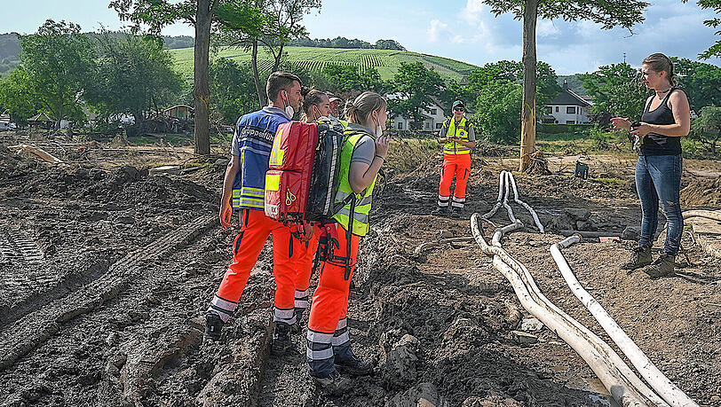 Die Johanniter beim Hochwassereinsatz 2021 in Ahrweiler. Die Johanniter beim Hochwassereinsatz 2021 in Ahrweiler.