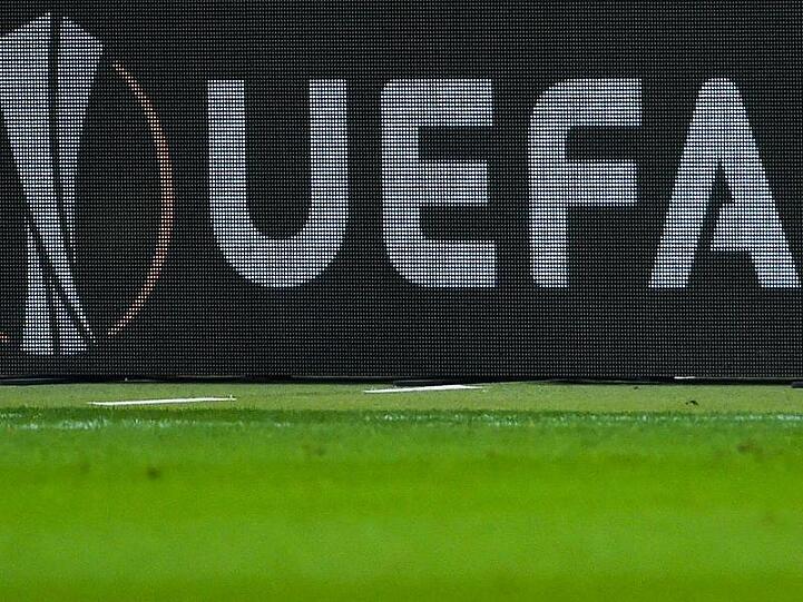 Das Exekutivkomitee der Europäischen Fußball-Union berät über die Folgen möglicher Saisonabbrüche.