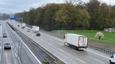 So flüssig läuft der Verkehr nicht immer: Stauschwerpunkte und Engstellen sollen deshalb beseitigt werden.