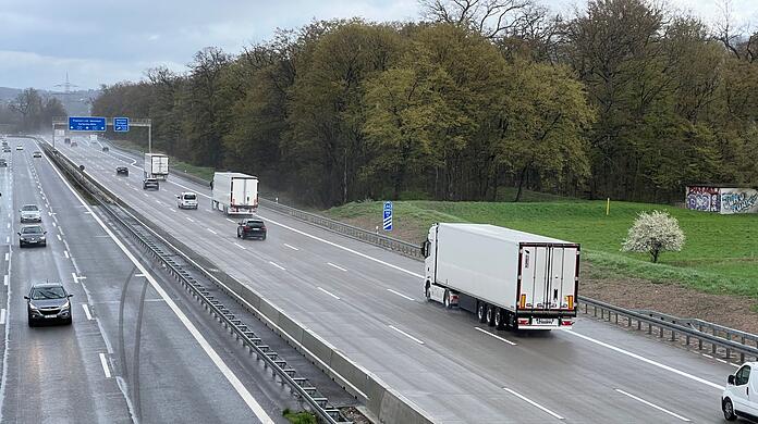 So flüssig läuft der Verkehr nicht immer: Stauschwerpunkte und Engstellen sollen deshalb beseitigt werden.