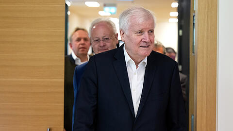 Untersuchungsausschuss zur Zweiten Münchner Stammstrecke: Horst Seehofer (CSU), ehemaliger Ministerpräsident von Bayern, sagte als Zeuge aus.