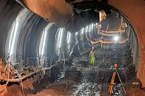 Eine tunnelbaustelle auf der Neubaustrecke für die ICE-Trasse von Nürnberg nach Erfurt.