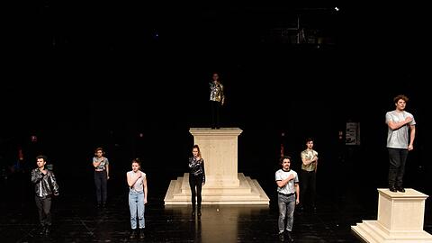 "Die rote Republik" im Akademietheater der Bayerischen Theaterakademie.