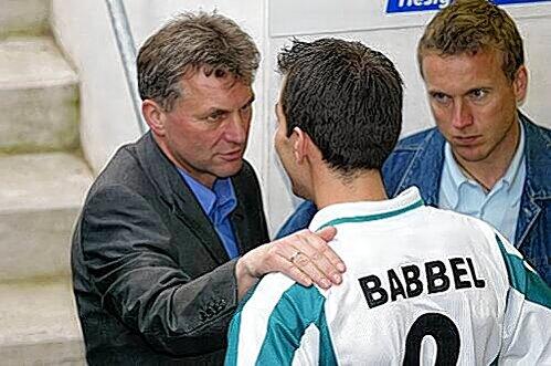 Besiegelt Benno Möhlmann (l.) heute  den Rauswurf von Markus Babbel, den er einst als Spieler trainierte?