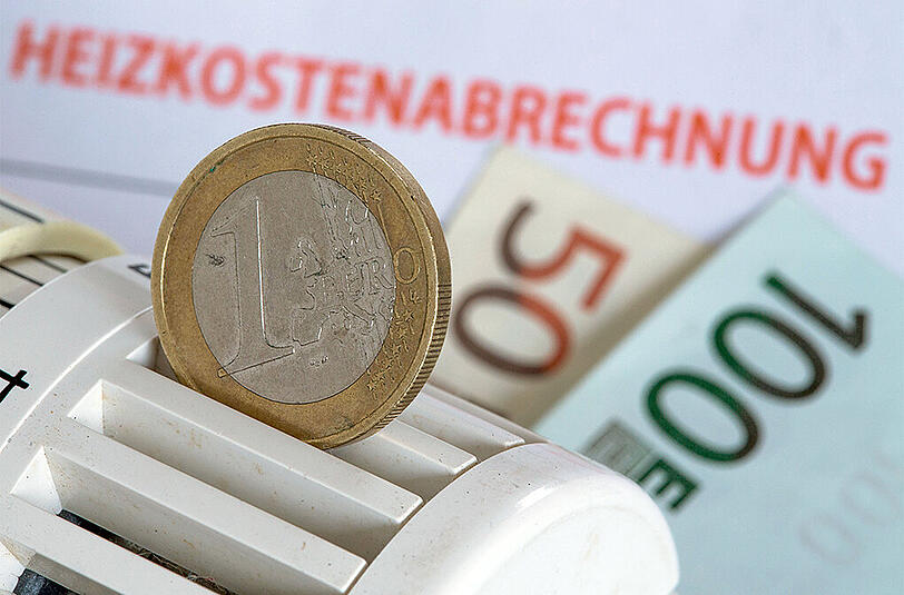 Wer Geld zurückwill, sollte seine Heizkostenabrechnung unter die Lupe nehmen.