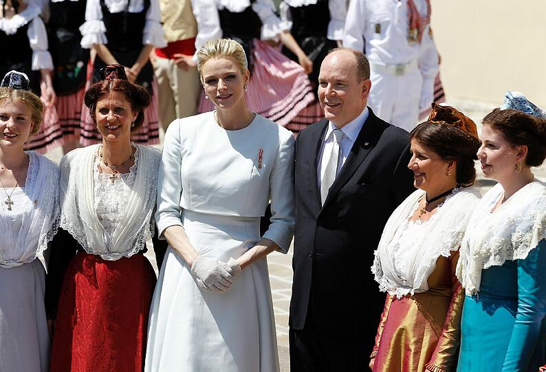 Fürst Albert und Fürstin Charlene von Monaco feiern die Taufe ihrer Zwillinge Gabriella und Jacques.