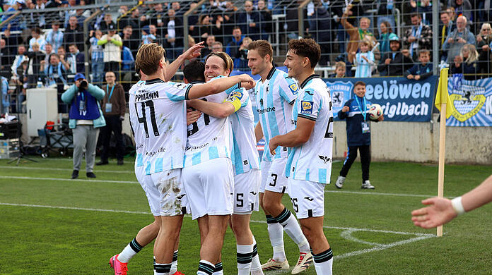 Der TSV 1860 gewinnt gegen Energie Cottbus mit 3:0. Der TSV 1860 gewinnt gegen Energie Cottbus mit 3:0.