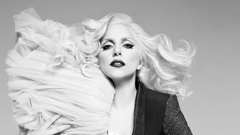 Tom Munro: Lady Gaga wearing Cutting Edge Couture collection, 2009 Tom Munro: Lady Gaga wearing Cutting Edge Couture collection, 2009