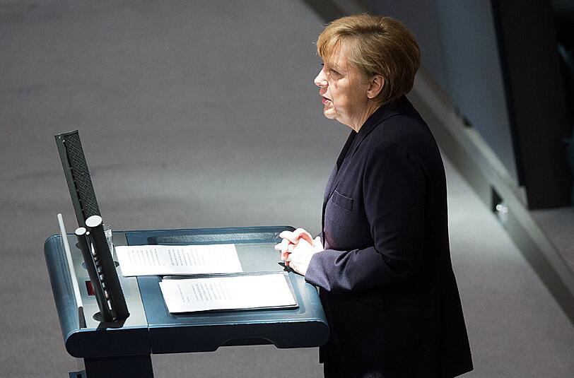 Angela Merkel bei ihrer Regierungserklärung zur Krim-Krise am Donnerstag.