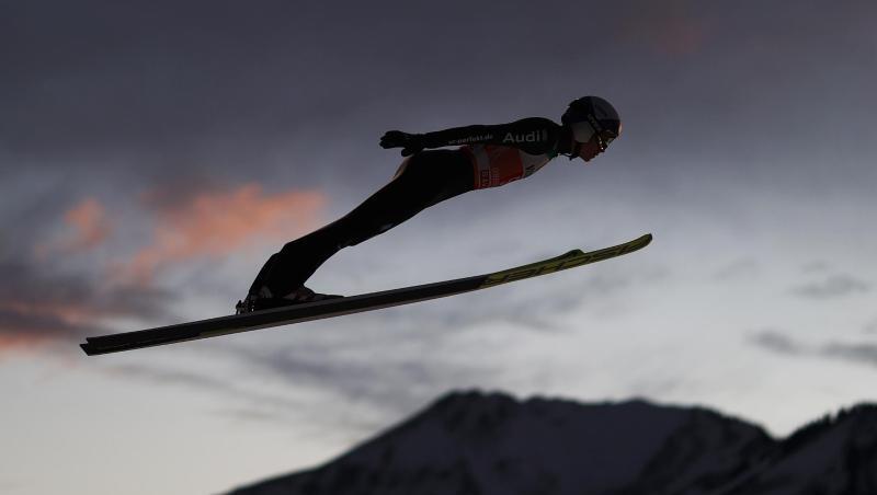 Andreas Wellinger aus Deutschland in Aktion.